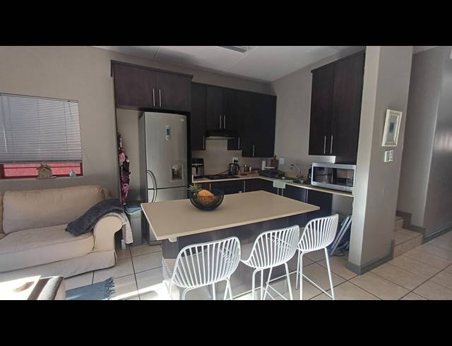 3 BEDROOM DUPLEX FOR SALE IN PRETORIUSPARK